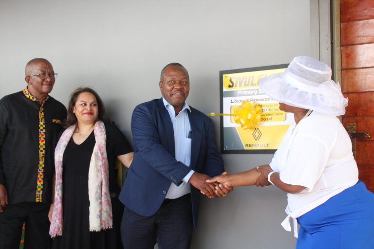 Renault South Africa brings the gift of reading to Soweto children