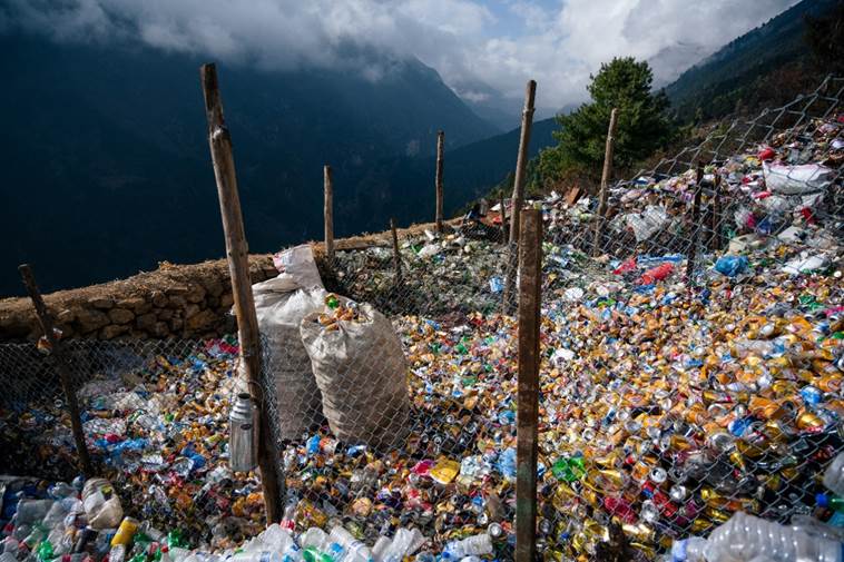 Raising awareness of the plastic waste issue on Mount Everest