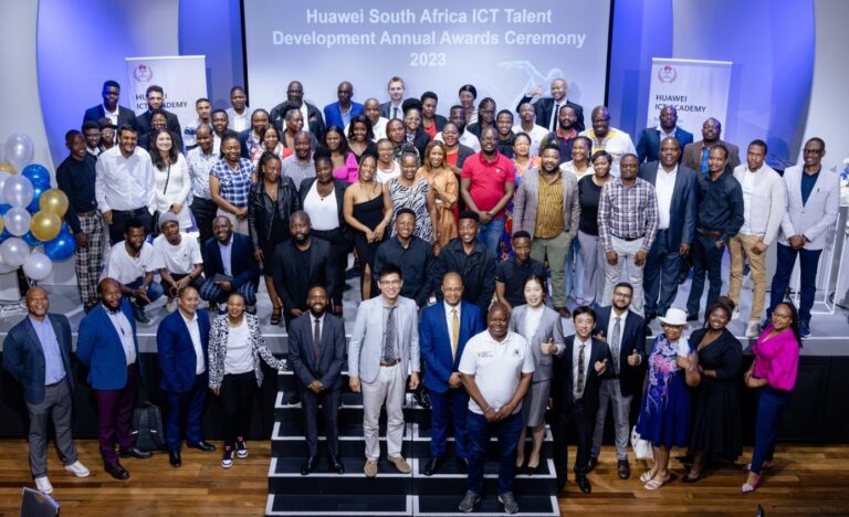 Huawei honours ICT instructors and students from high performing academic institutions