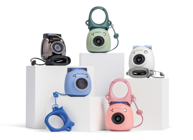 Fujifilm and Instax Holiday Gift Guide